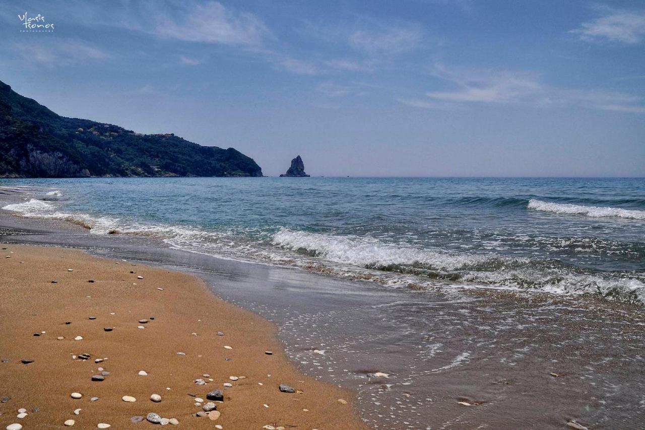 Villa Zoi Пелекас Екстериор снимка