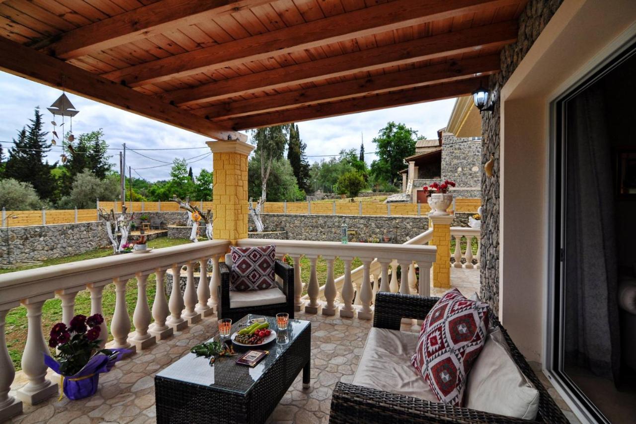 Villa Zoi Пелекас Екстериор снимка
