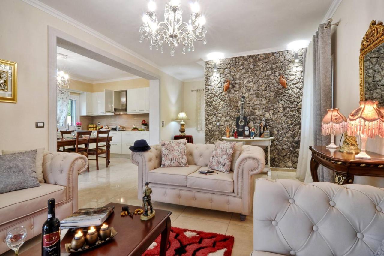 Villa Zoi Пелекас Екстериор снимка